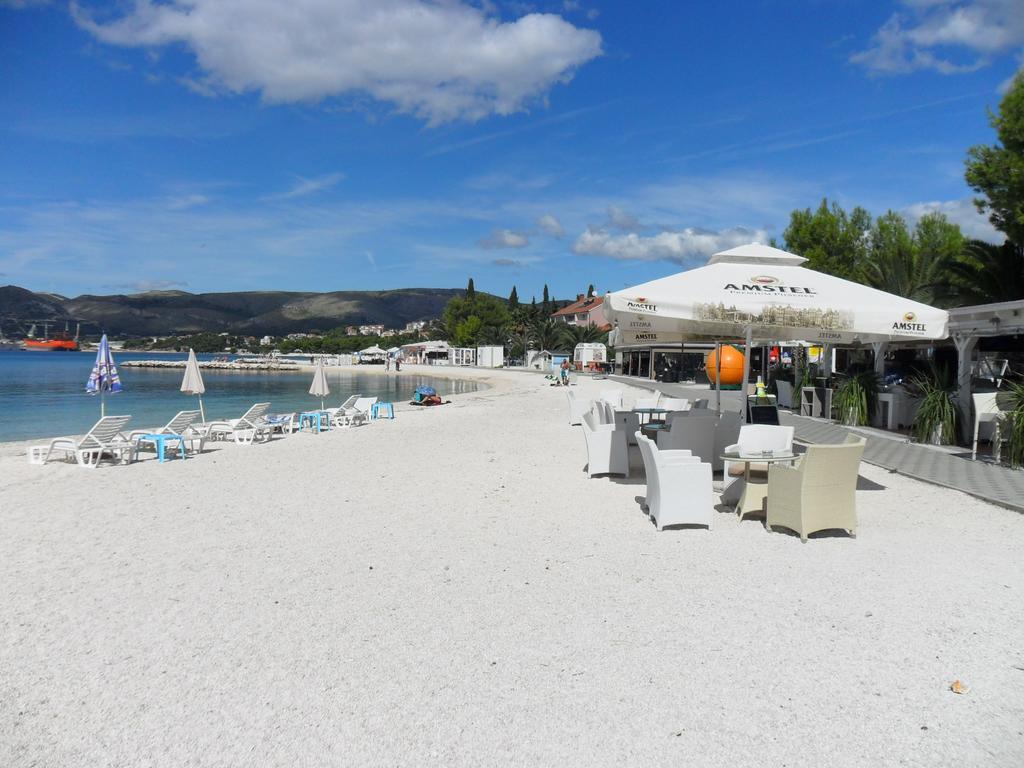 Apartments Villa Bayview Trogir Exteriör bild