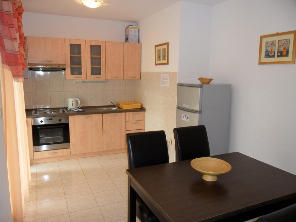 Apartments Villa Bayview Trogir Exteriör bild